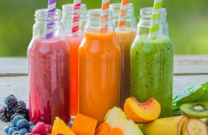 המדריך המלא לשייקים במסיבת רווקות: טעמים, יתרונות ואטרקציית חובה לאירוע